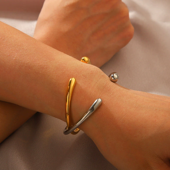 Simple Gloss Texture Stainless Steel Open Bracelet Women's Cold Style Light Luxury Electroplated Geometric Bracelet
