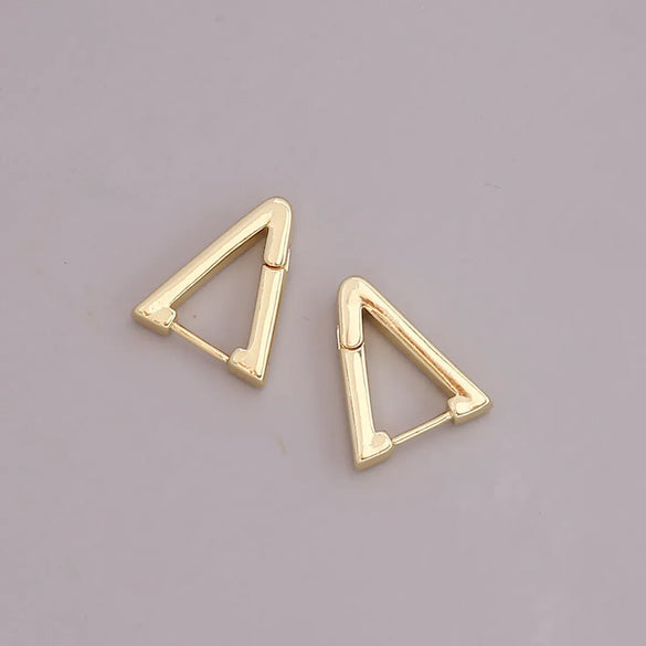 Europe And America Cross Border New Geometric Metal 18k Gold Earrings Simple Personality Gothic Stud Earrings Nightclub Earrings E360