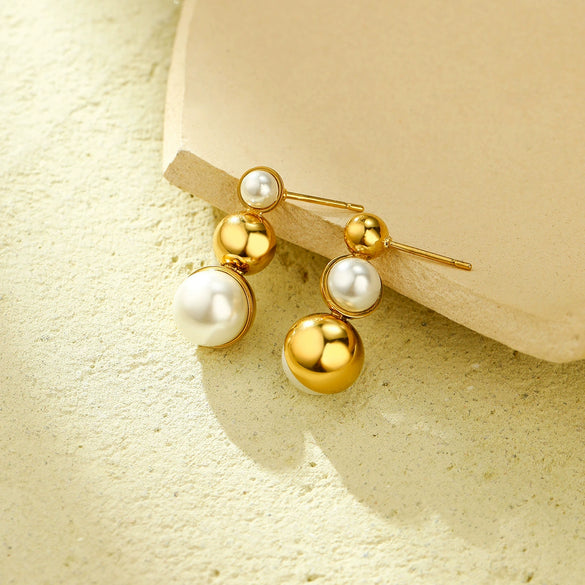 Simple Highend Round Pearl Titanium Steel Women's Geometric Electroplated Earrings