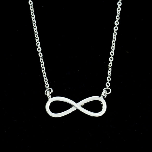 Simple Infinite Clavicle Necklace For Ladies Stainless Steel And Copper With Electroplating Snake Bone Chain