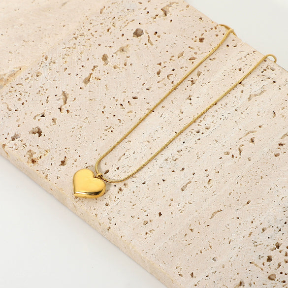 Simple Ins New Fashion Drum Love Heart Necklace For Women 18K Gold Plated Stainless Steel With Electroplating Design