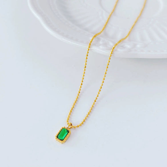 Simple Light Luxury Emerald Single Diamond Titanium Steel Women's Necklace With Geometric Design