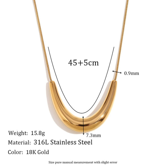Simple Niche Design Stainless Steel 18K Gold Plated Arc Vshape Pendant Snake Bone Chain Necklace For Women With Geometric Styling And Electroplating Treatment
