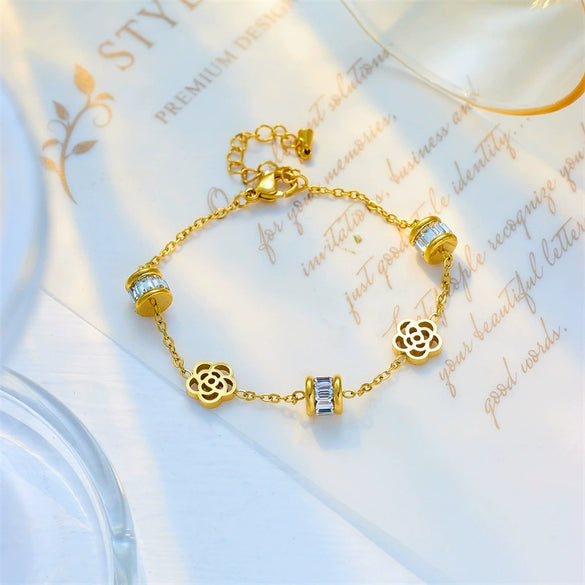 Simple Niche Fashion Chain Titanium Steel Hollow Flower Unisex Bracelet With Electroplating