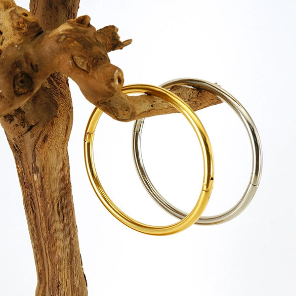 Simple Niche Oval 316L Stainless Steel And 18K Titanium Steel Electroplated Bracelet