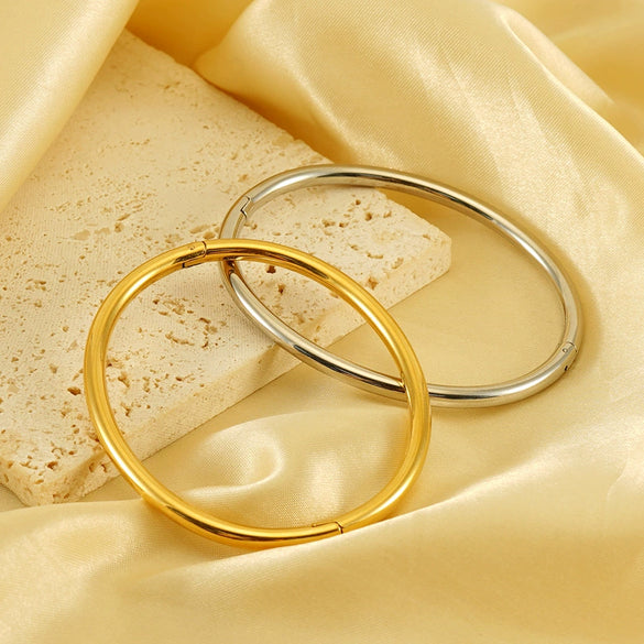 Simple Niche Oval 316L Stainless Steel And 18K Titanium Steel Electroplated Bracelet