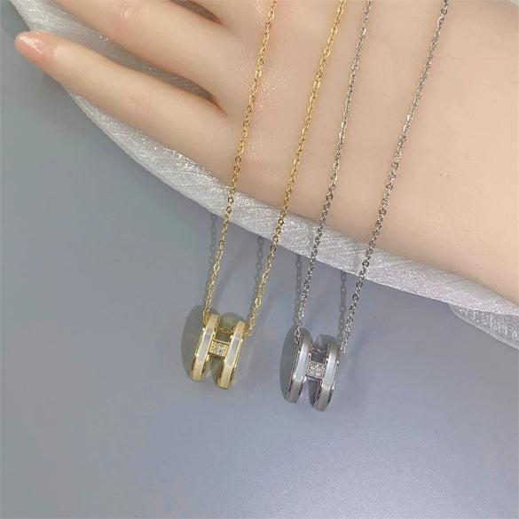 Simple Opal Diamond H Letter Titanium Steel Necklace Multiple Colors Letter Clavicle Chain With Inlaid Jade Process