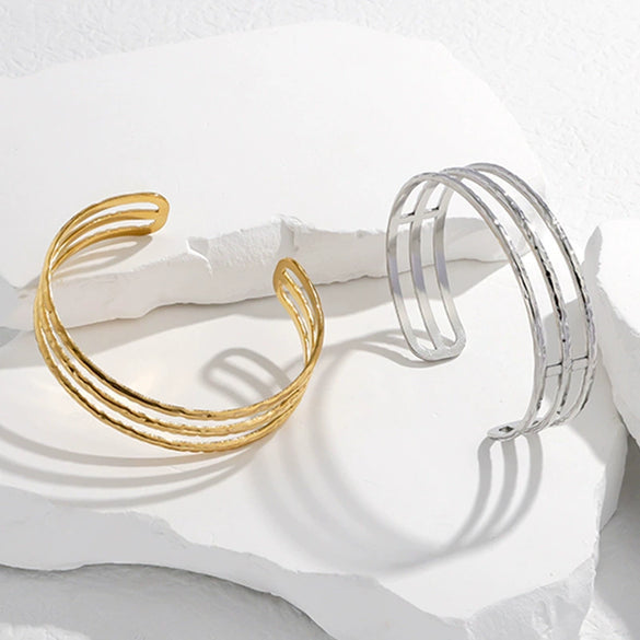 Simple Open Geometric Line Titanium Steel Bracelet For Women With Electroplating Treatment