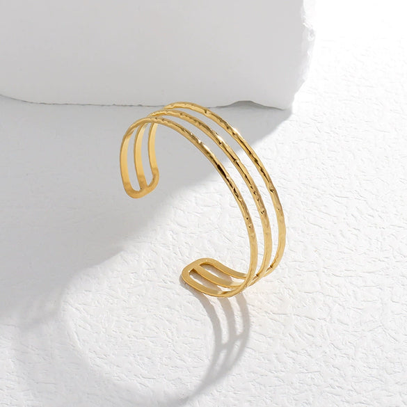 Simple Open Geometric Line Titanium Steel Bracelet For Women With Electroplating Treatment