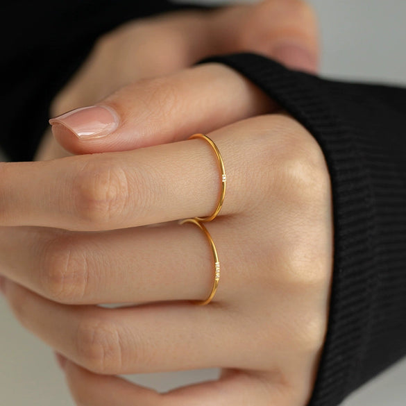 Simple Plain Zircon Ring For Women In Titanium Steel With Geometric Shape And Electroplating Design