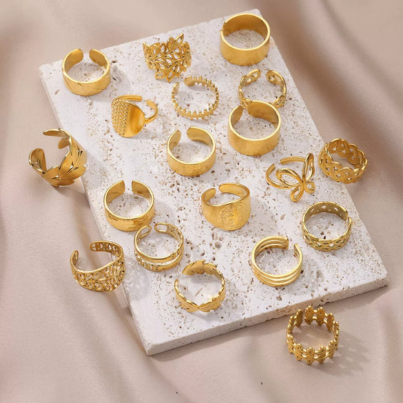Simple Stainless Steel Geometric Heartshaped Hydraulic Ring For Women With Electroplating Design