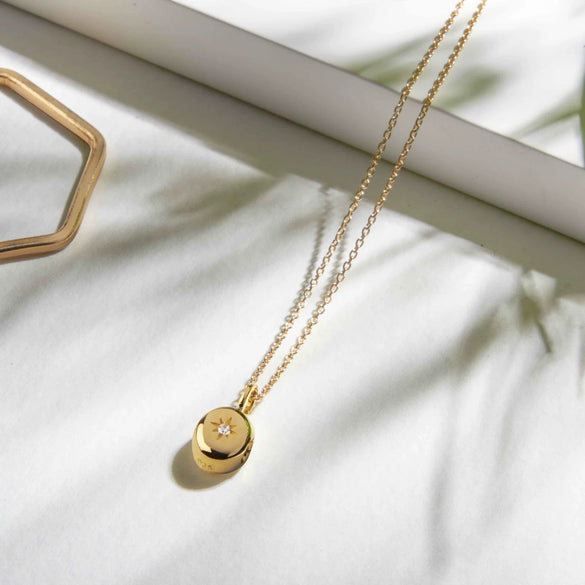 Simple Stainless Steel Necklace With Heart Shape Pendant And Electroplating