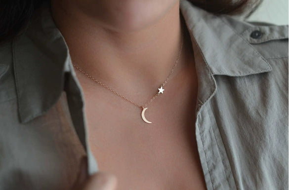 Simple Star Moon Allmatch Pendant Necklace For Women Short Clavicle Chain Alloy Electroplated