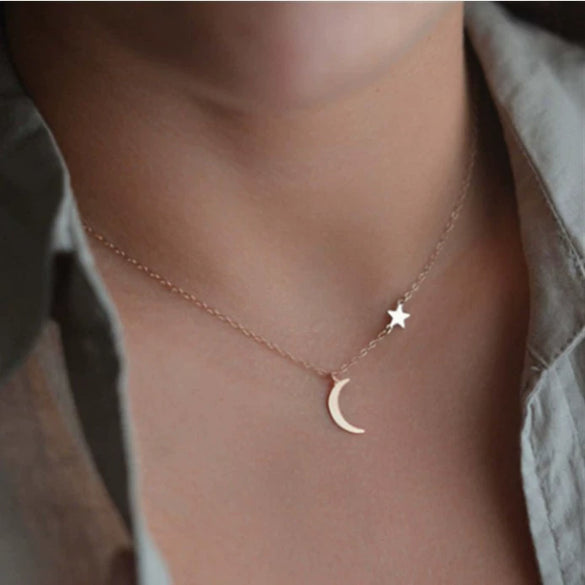 Simple Star Moon Allmatch Pendant Necklace For Women Short Clavicle Chain Alloy Electroplated