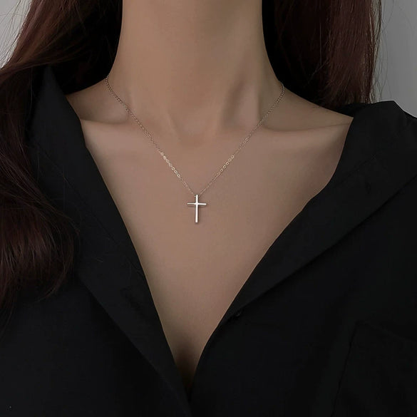 Simple 925 Sterling Silver Women's Cross Pendant Necklace With Cross Chain And Electroplating