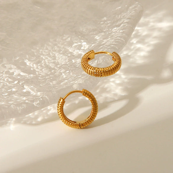 Simple Stripe Touch Buckle Titanium Steel Earrings With Pvd Furnace Real Gold Electroplating