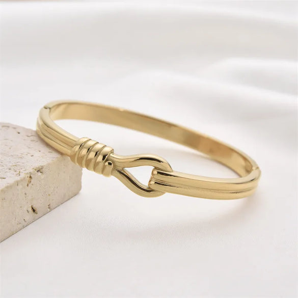 Simple Style Classic Style Commute Geometric Lines Titanium Steel Gold Plated Bangle In Bulk