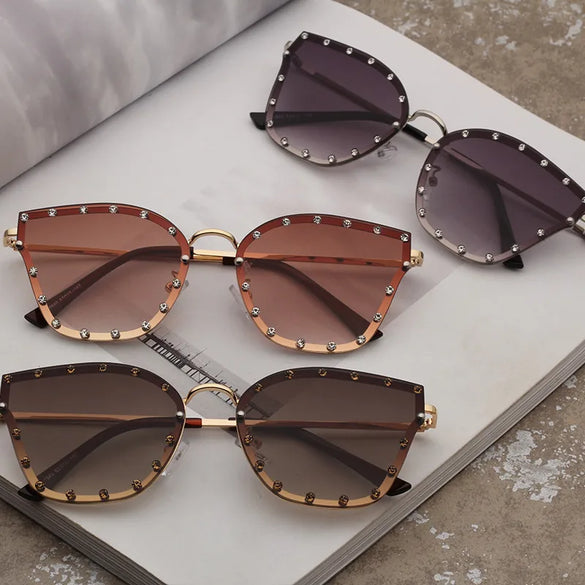 Simple Style Cool Style Gradient Color Ac Butterfly Frame Diamond Full Frame Women'S Sunglasses