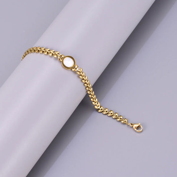Simple Style Streetwear Solid Color 304 Stainless Steel Titanium Steel 18K Gold Plated Bracelets In Bulk