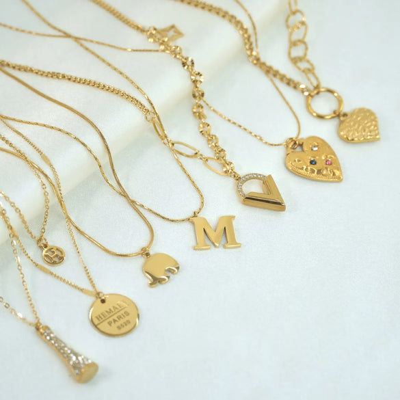 Simple Style V Shape Heart Shape Elephant Zircon Titanium Steel Wholesale Pendant Necklace