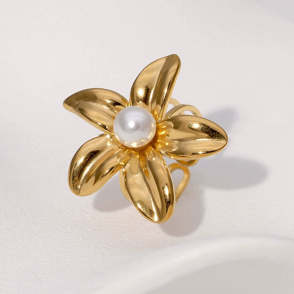 Simple Temperament Allmatch Flower Ring For Women Stainless Steel With French Cold Style And Electroplating