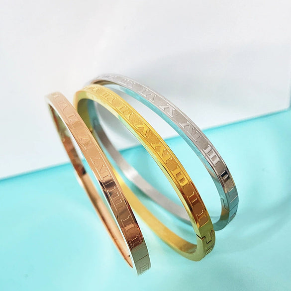 Simple Titanium Steel Open Cuff Bracelet For Women With Roman Numeral Electroplated Design Fashion Versatile Non Fading Jewelry