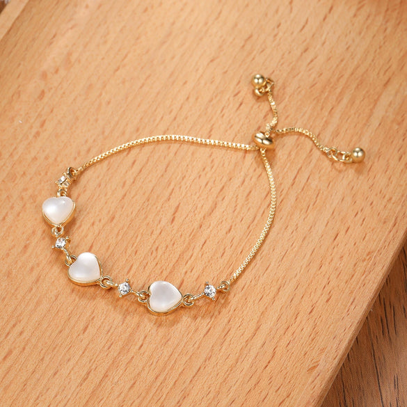 Small Fresh Opal Diamond Embedded Love Heart Shaped Zinc Alloy Pull Adjustable Bracelet For Women