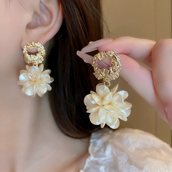 Small Fresh Sweet Flower Fabric Earrings With Electroplating Treatment