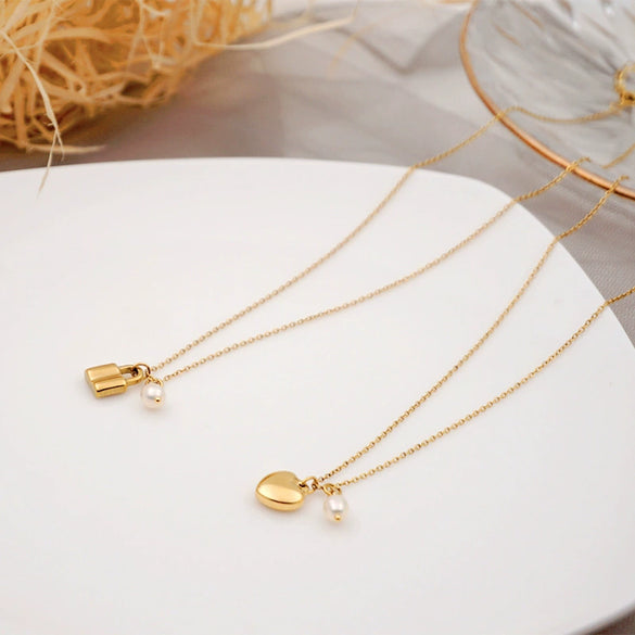 Small Heart Shaped Pendant Titanium Steel Thin Cross Chain Fashion Clavicle Chain For Girls