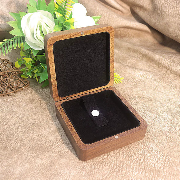 Solid Wood Black Walnut Jewelry Gift Box Wooden Bracelet And Necklace Packaging Box With Buckle Closure