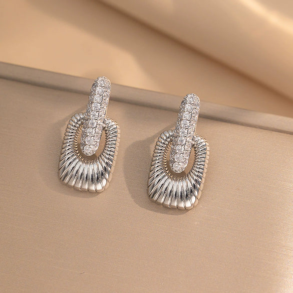 Square Point Drill Heart Shape Titanium Steel Vacuum Plating Retro Exaggerated Women's Eardrop Earrings