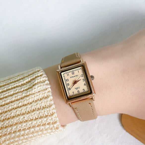 Square Women's Watch Alloy Case Ordinary Glass Mirror Thin Belt Small Dial Retro Leisure Style