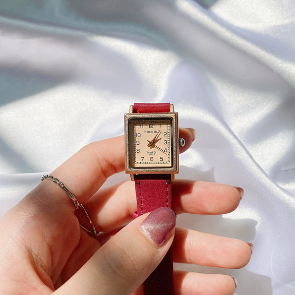 Square Women's Watch Alloy Case Ordinary Glass Mirror Thin Belt Small Dial Retro Leisure Style