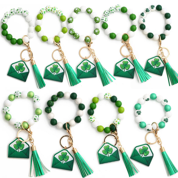 St Patrick's Day Ornaments Clover Pendant Wooden Bead Keychain