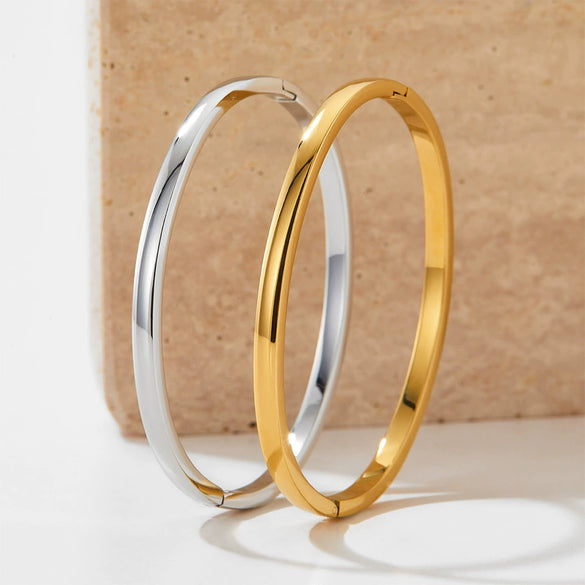 Stacked Geometric Oval Gold Glossy Plain Ring Bracelet In Stainless Steel With Electroplating