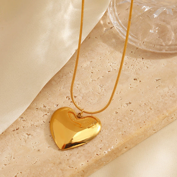 Stainless Steel And Titanium Steel Electroplated Love Heart Clavicle Necklace Geometric Style