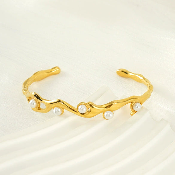 Stainless Steel And Titanium Steel Fashion Allmatch Electroplated Bracelet With Pearl High Design Sense Light Luxury Temperament
