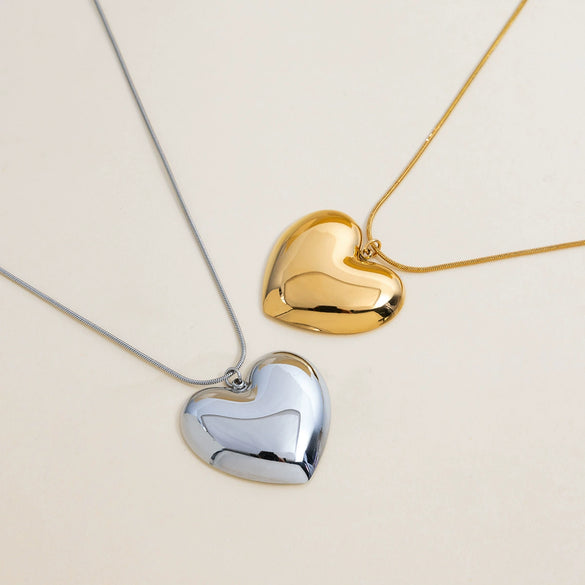 Stainless Steel And Titanium Steel Heart Shape Pendant Necklace With Electroplating For Women