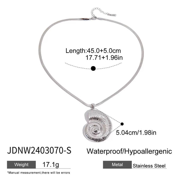 Stainless Steel And Titanium Steel Necklace Light Luxury Niche Jewelry With Electroplating Conch Flat Snake Chain For Women
