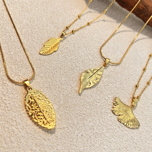 Stainless Steel And Titanium Steel Necklace Ushaped Retro Minimalist Style Electroplated