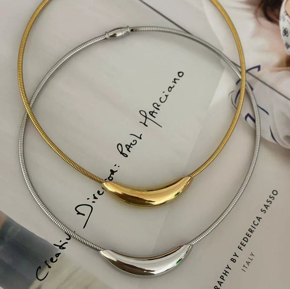 Stainless Steel And Titanium Steel Ushaped Elbow Women's Necklace With Snake Bone Chain And Electroplating Treatment