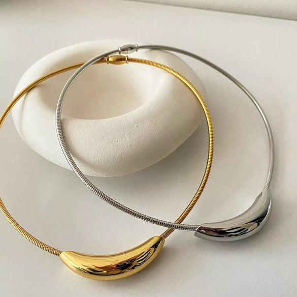 Stainless Steel And Titanium Steel Ushaped Elbow Women's Necklace With Snake Bone Chain And Electroplating Treatment