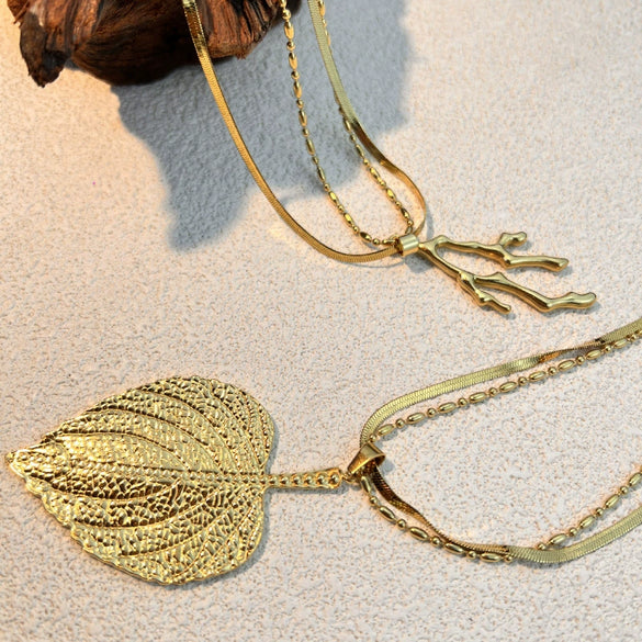 Stainless Steel And Titanium Steel Ushaped Maple Leaf Necklace Retro Minimalist Electroplated Jewelry