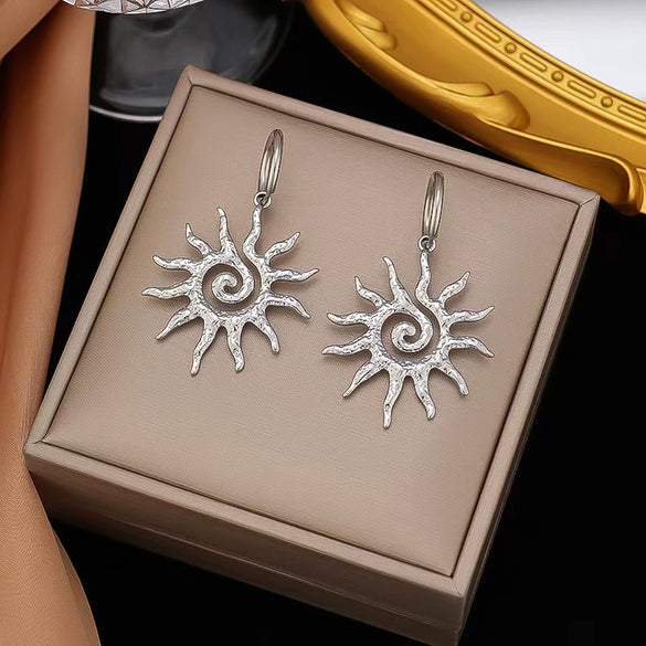 Stainless Steel And Titanium Steel Whirlpool Pattern Hammered Sunflower Pendant Necklace And Ring Set With Snake Bone Chain Electroplated For Women