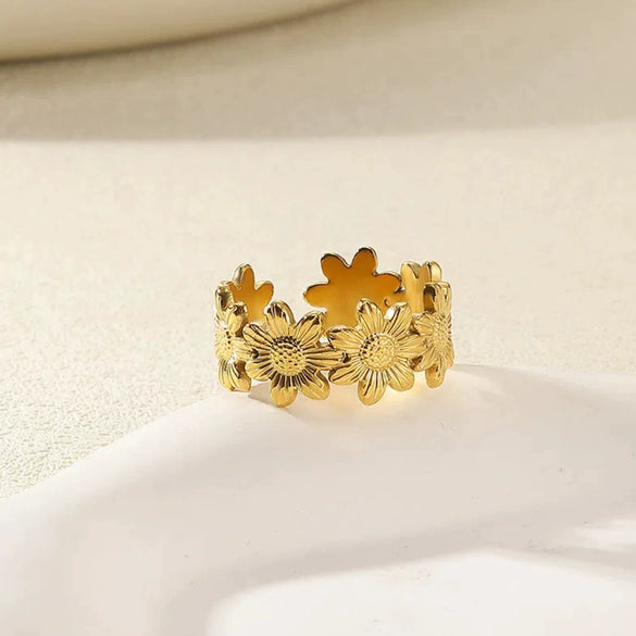 Stainless Steel Asymmetrical Geometric Ring With Flower Knot Texture And Electroplating