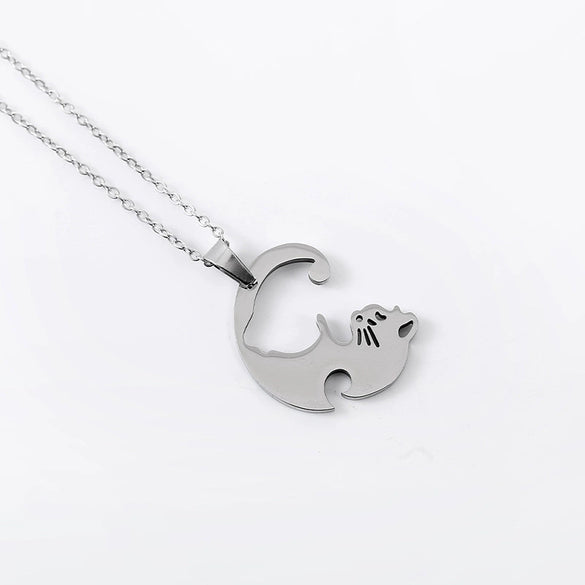 Stainless Steel Black And White Cat Pair Hug Splicing Pendant Necklace With Electroplated Titanium Steel Geometric Design For Unisex