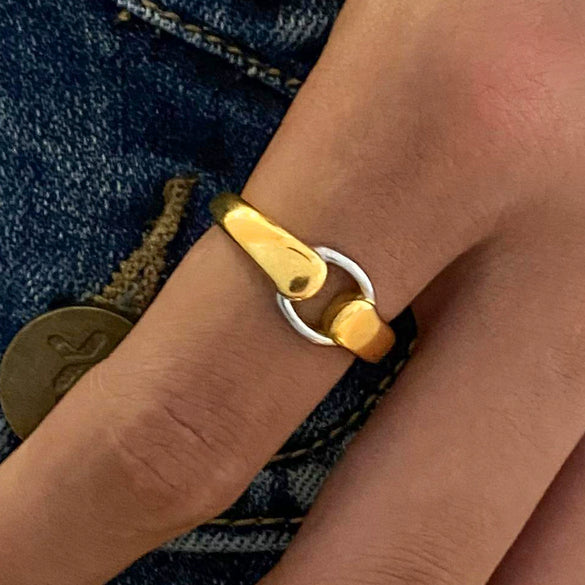 Stainless Steel Colormatching Earrings And Bracelet With Electroplating Treatment Simple Style For Women