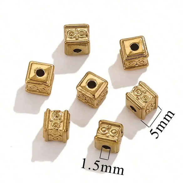 Stainless Steel Diecasting Round Bead Jewelry With Dragon Pattern And Electroplating Treatment