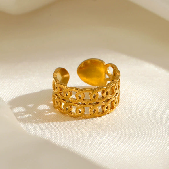 Stainless Steel Double Chain Ring With Geometric Design And Electroplating Treatment Suitable For Women