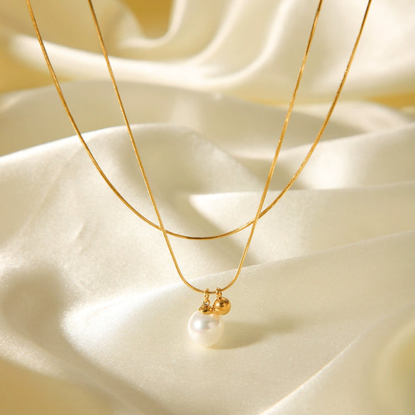 Stainless Steel Doublelayer Stacked Women's Necklace With Geometric Pearl Pendant And Snake Bone Chain Electroplated